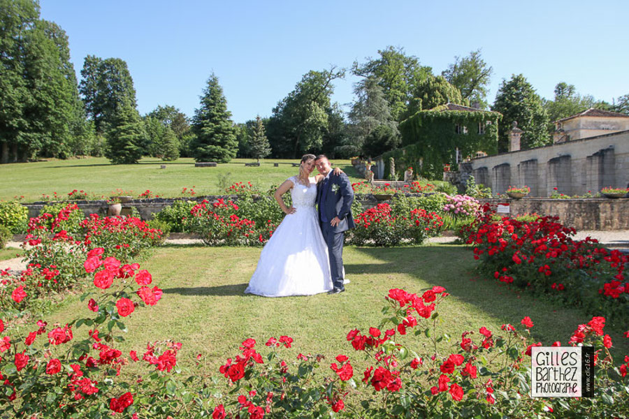 photographe de mariage professionnel abbaye fontdouce saintes charente maritime rochefort jonzac royan tollemer rose rouge roseraie